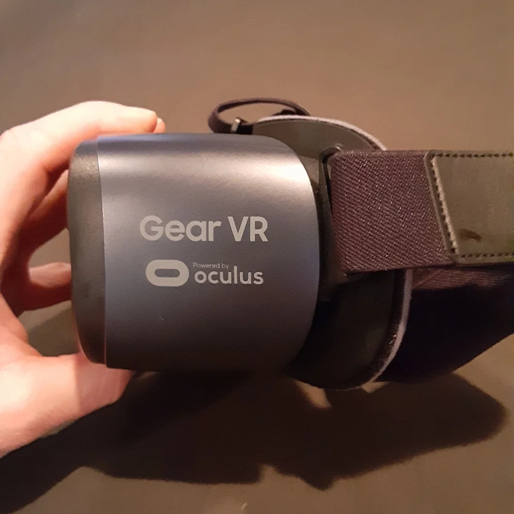 Samsung Oculus VR Headset